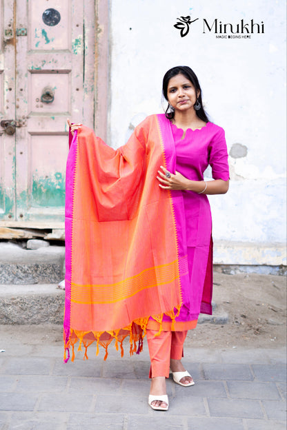 Salwar suit