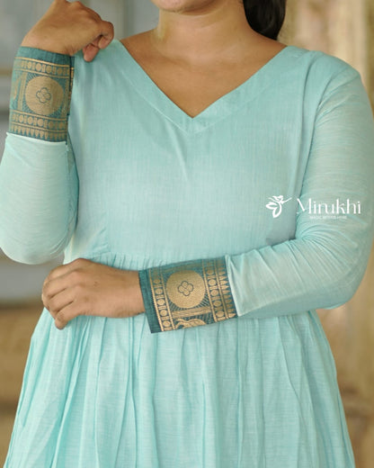 Neelakhi