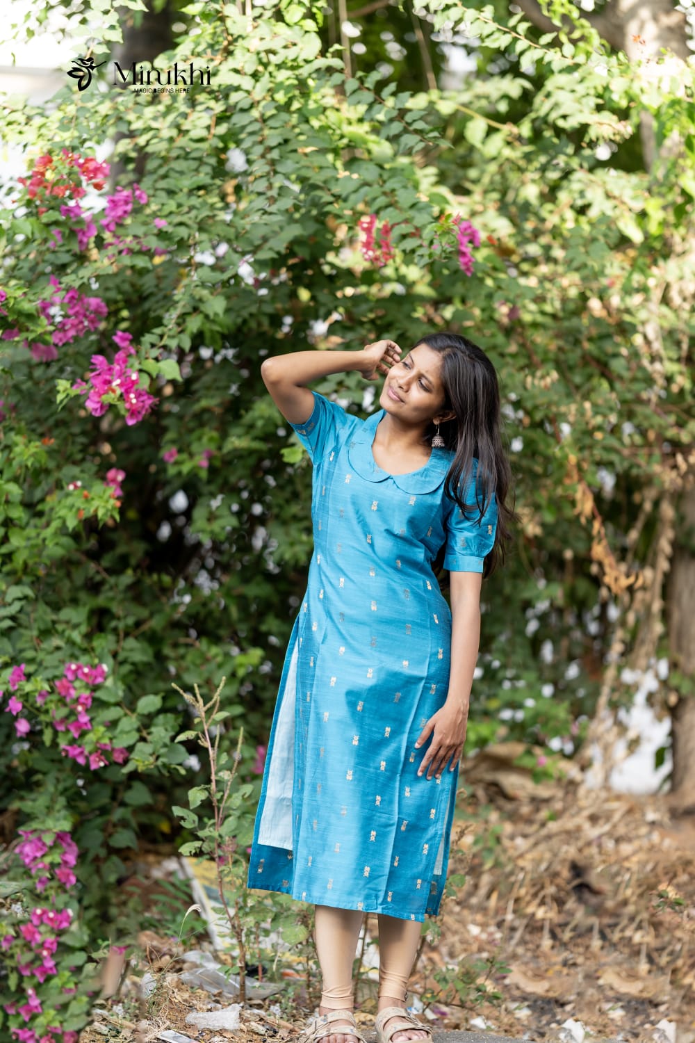 Sky blue Petterpan collar
